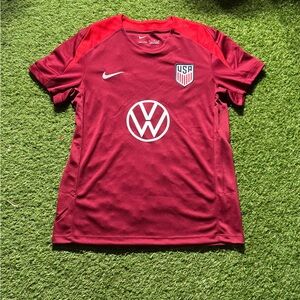 USWNT training jersey women’s M NWOT